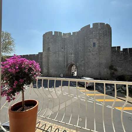 Apartamento Au Pied Des Remparts Aigues-Mortes